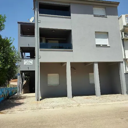 Ante Apartament *
