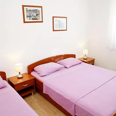 Ante Apartment