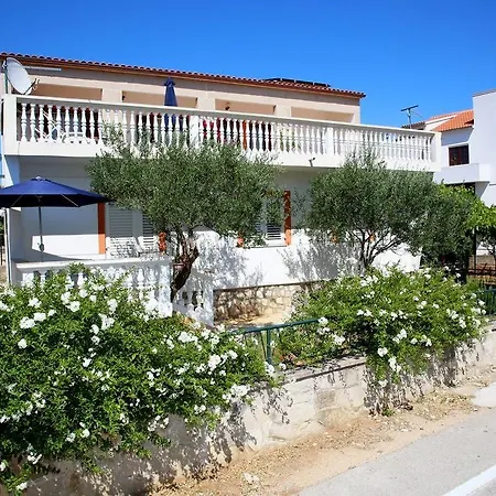 Apartament Ante